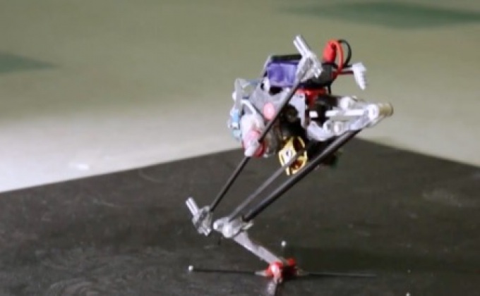 สหรัฐฯ วิจัยหุ่นยนต์กระโดดสำหรับปฏิบัติการค้นหา