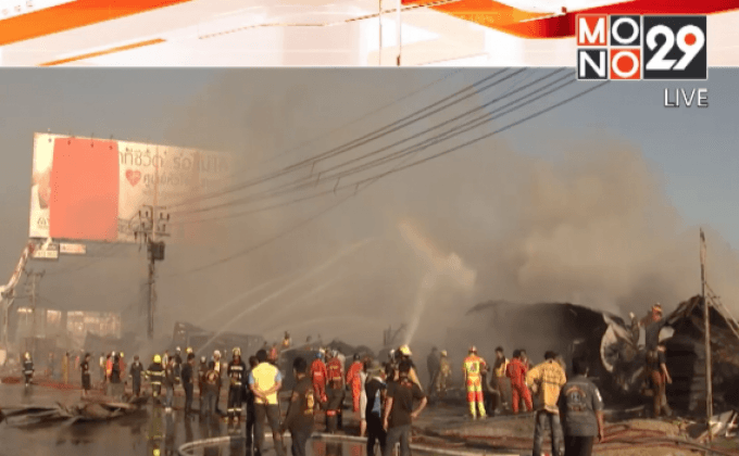 ไฟไหม้ร้านผลิตโฟมและยาง ย่านถนนกัลปฤกษ์