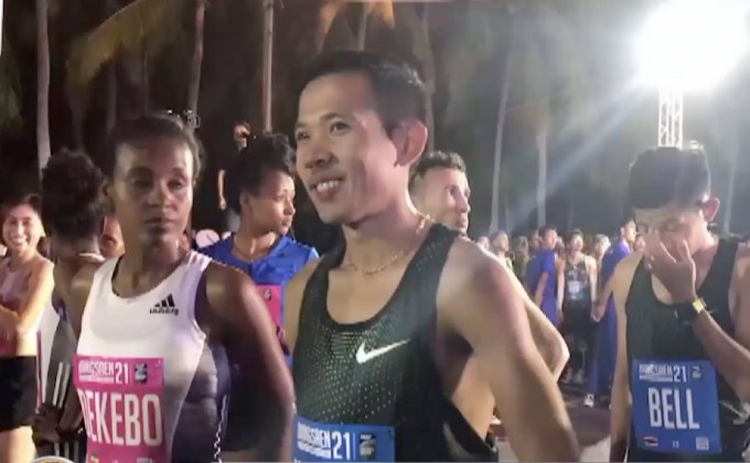 นักวิ่งคึกคัก ร่วมลุยบางแสน 21 มาราธอน 2019