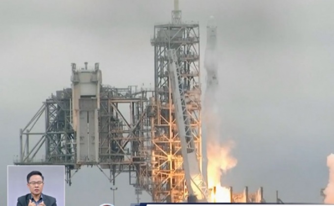 “สเปซเอ็กซ์” เตรียมส่ง 2 นักท่องเที่ยวท่องอวกาศ