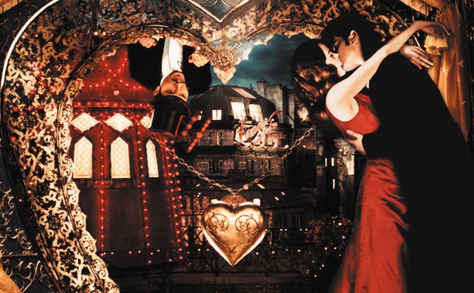 โปรดฟังอีกครั้ง กับ 5 เพลงฮิตใน Moulin Rouge!