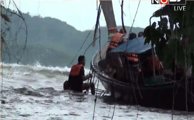 เรือหางยาวล่มทะเลกระบี่นักท่องเที่ยวบาดเจ็บ