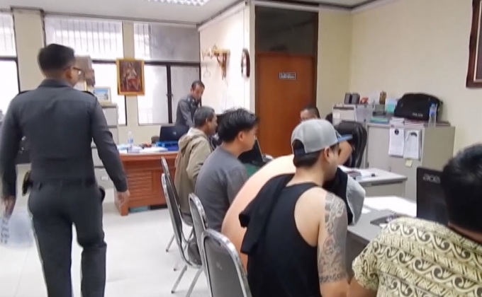 รวบแก๊งคอลเซ็นเตอร์ อ้างเป็นเจ้าหน้าที่ไปรษณีย์-ตำรวจ