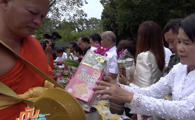 พุทธศาสนิกชนทั่วประเทศ ร่วมเวียนเทียนวันวิสาขบูชา