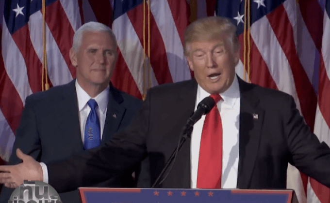 “ทรัมป์” ผงาดคว้าเก้าอี้ผู้นำสหรัฐฯ คนที่ 45