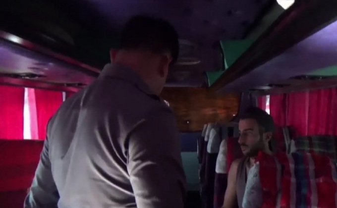 พบรถทัวร์ต้องสงสัยทิ้งนักท่องเที่ยวและลักทรัพย์