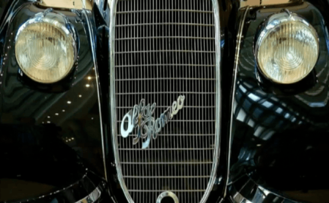 ประมูลรถยนต์สมัยก่อนสงครามโลกครั้งที่ 2 ในสหรัฐฯ