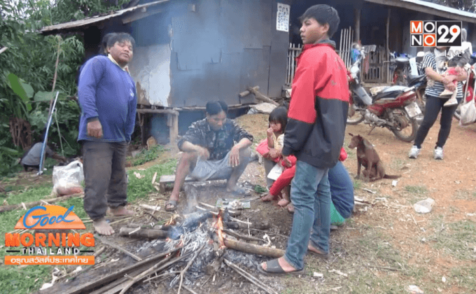 จ.น่าน หนาว 6 องศา ชาวบ้านก่อไฟผิง