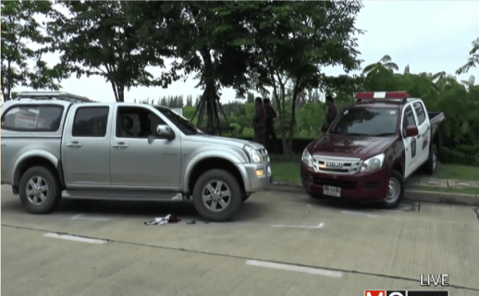 หนุ่มใหญ่ทะเลาะแฟนเก่ายิงปะทะตร.เจ็บ