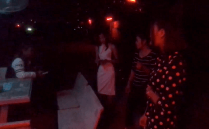 คดีฉาวนางฟ้าคาราโอเกะ