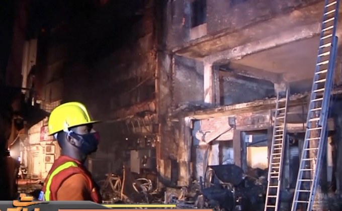 เกิดเพลิงไหม้ย่านเมืองเก่าประจำเมืองหลวงบังกลาเทศ