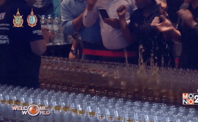 ทุบสถิติล้มแก้ว 4,578 ใบใน UAE