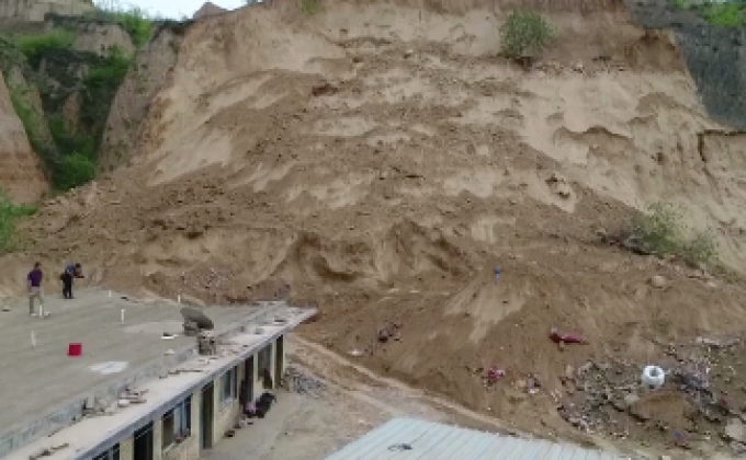 ​ดินถล่มในจีน ตาย 9 ราย