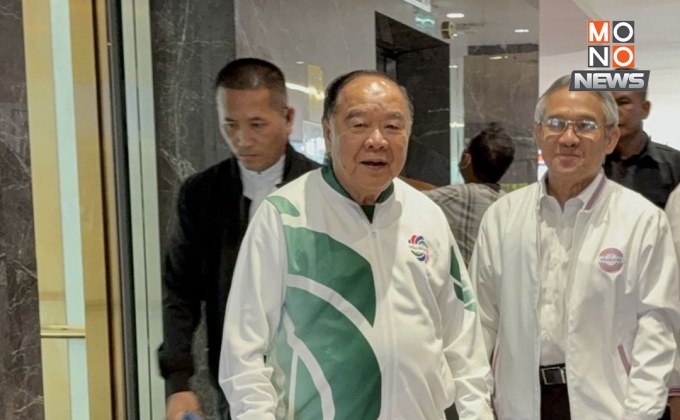 “ประวิตร” โผล่ครั้งแรกหลังล้ม บอก “สบายดี” ปัดตอบการเมือง