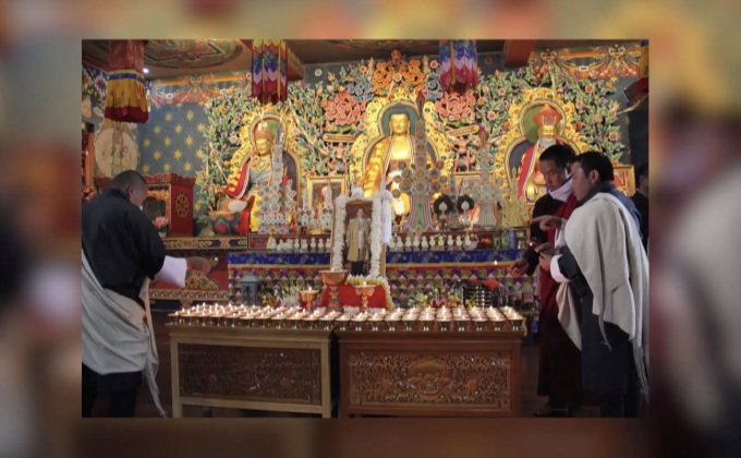 ทั่วโลกร่วมถวายความอาลัยในหลวง รัชกาลที่ 9