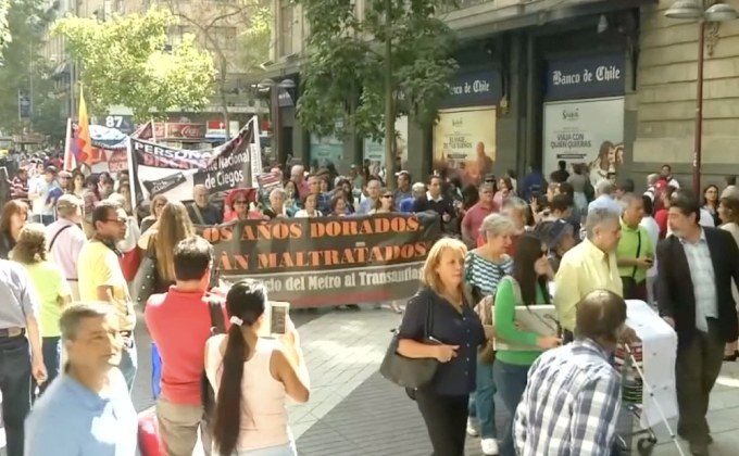 ชิลีเดินขบวนเรียกร้องสิทธิ์ผู้สูงอายุ-ผู้พิการ