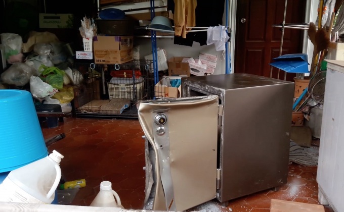 คนร้ายทุบเซฟกวาดทรัพย์สิน 2 ล้านบาท