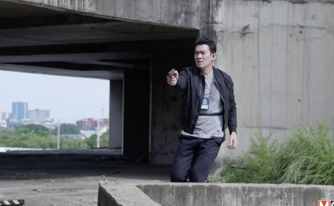 เบิกเนตรสัมผัสผี ใน DIAMOND EYES ตา-สัมผัส-ผี