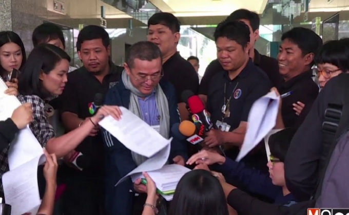 “เรืองไกร” ร้องสรรพากรระงับเก็บภาษีหุ้นชินคอร์ป