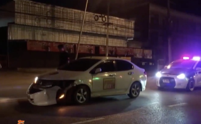 กระบะซิ่งปาดหน้ารถผู้สื่อข่าวประจำ จ.ชัยภูมิ