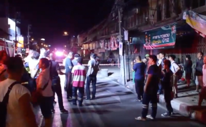 วัยรุ่นอุกอาจปาระเบิด ยิงสนั่นกลางเมืองปราจีนบุรี