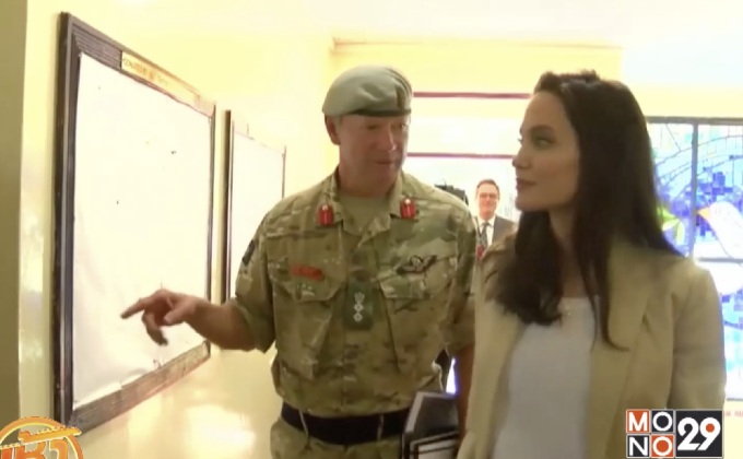 “แองเจลิน่า โจลี” เยี่ยมผู้ลี้ภัยในเคนยา”