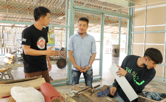 เจษฎาพาลุย : บุกโรงมีดช่างทิน ชมงานศิลป์ทำมือ จ.อุทัยธานี