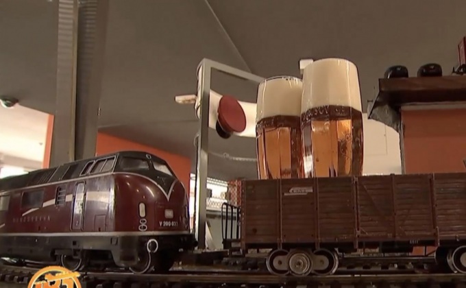 ร้านอาหารไอเดียดี “เสิร์ฟเบียร์ด้วยรถไฟจำลอง”