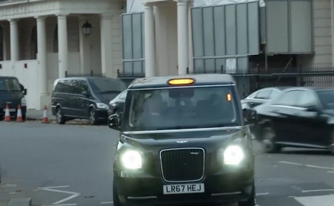 รถแท็กซี่ไฮบริดในลอนดอน