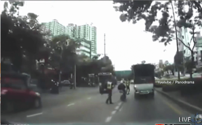 สั่งสอบ ตร.ตั้งด่านตบหัวมอเตอร์ไซค์ล้ม