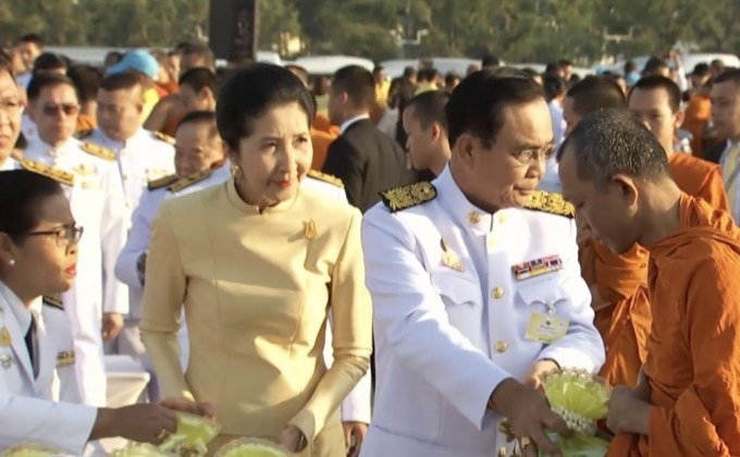 นายกฯ นำ ครม.ทำกิจกรรมจิตอาสา