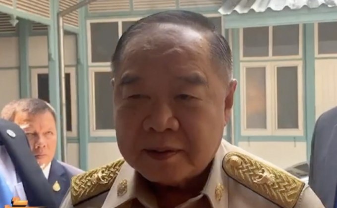 “พล.อ.ประวิตร” ไม่ถือสา “ธนาธร” ท้าเจอ