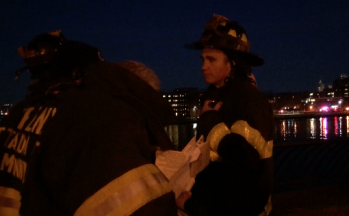 เฮลิคอปเตอร์ตกแม่น้ำในนิวยอร์ก