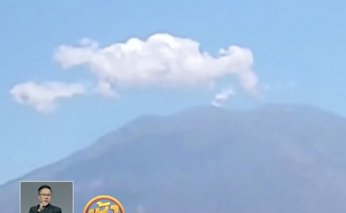 อินโดฯ เฝ้าระวังภูเขาไฟอากุงสั่นสะเทือนรุนแรง