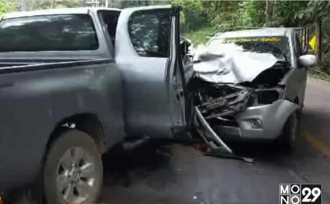 กระบะประสานงา ตาย 1 เจ็บ 1 ผงะเจอเงินนับแสน ซุกห้องเครื่อง