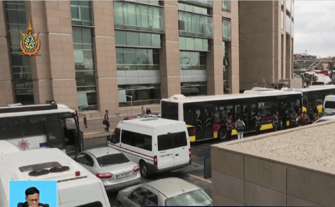 ตุรกีกวาดล้างคนหลังรัฐประหารล้มเหลว