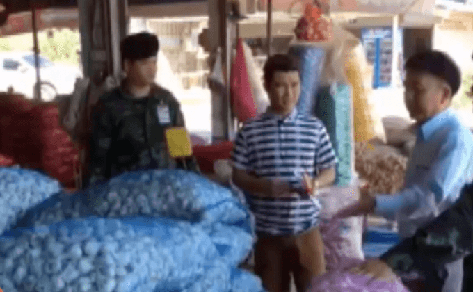 ตรวจสอบลอบนำเข้าหอมแดง-กระเทียม จ.ศรีสะเกษ