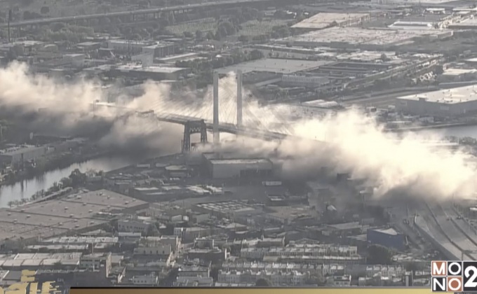 นครนิวยอร์กระเบิดทำลายสะพานอายุเกือบ 80 ปี