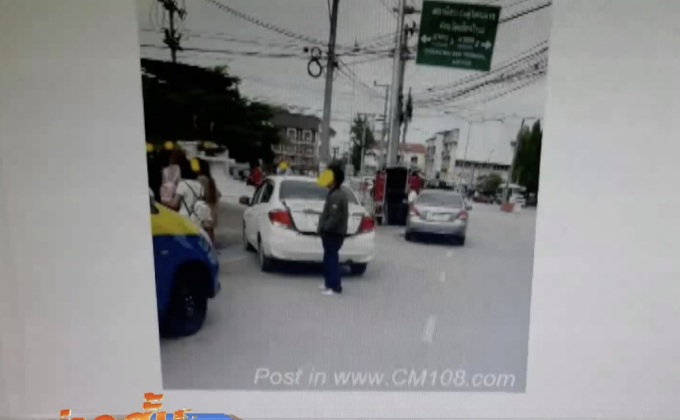 ร้องเรียนแท็กซี่-รถแดงเชียงใหม่ล้อมรถ