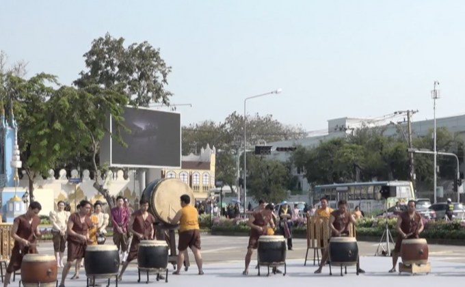 ซ้อมใหญ่งานอุ่นไอรัก คลายความหนาว