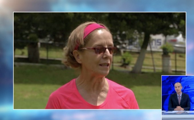 คุณยายโบลิเวียขี่จักรยานบนเส้นทางอันตราย