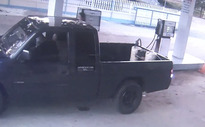 มิจฉาชีพหลอกเติมน้ำมันก่อนขับหนี จ.กาญจนบุรี