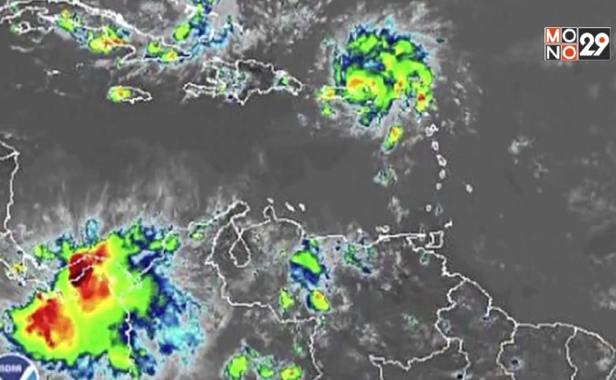 เฮอริเคนโดเรียนเคลื่อนตัวผ่านเปอร์โตริโก