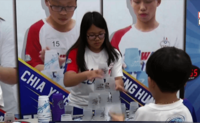 นักกีฬาไต้หวันโชว์ทักษะกีฬาสแต็ก