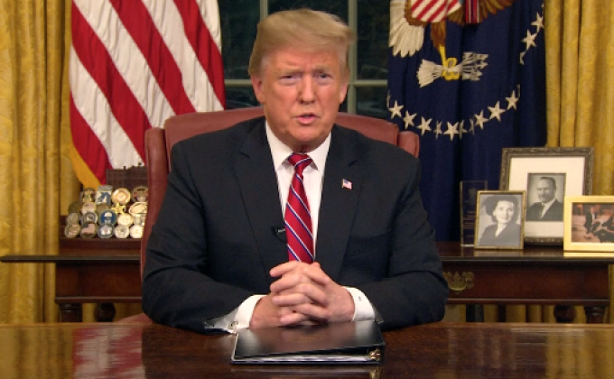 ทรัมป์แถลงย้ำเรื่องงบสร้างกำแพงเม็กซิโก