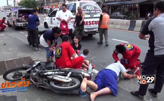 รถบัสสีดำชนรถจักรยานยนต์แล้วหนีที่ จ.ชลบุรี