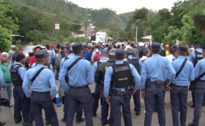 “ทรัมป์” ขู่ใช้กำลังทหาร-ปิดพรมแดน ป้องกันผู้อพยพ