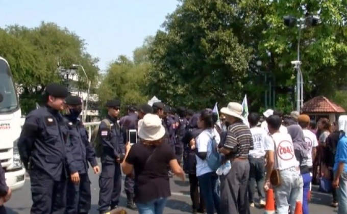 กลุ่มผู้คัดค้านสร้างโรงไฟฟ้าถ่านหินยุติการชุมนุม