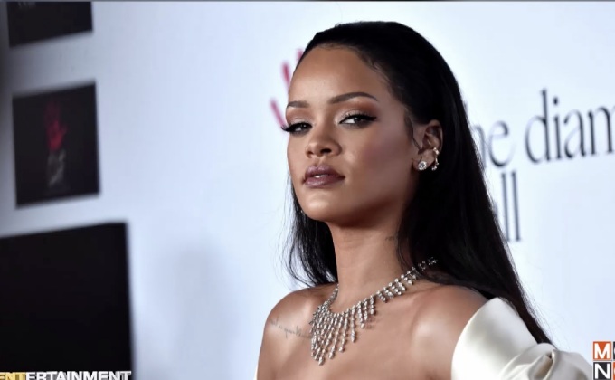 “ริฮานน่า” ควงสองสาวดีกรีออสการ์สร้างหนังจากมุกไวรัลอำตัวเอง