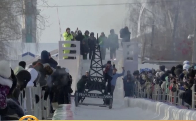 ​ประกวดออกแบบเลื่อนหิมะสุดแปลกในรัสเซีย